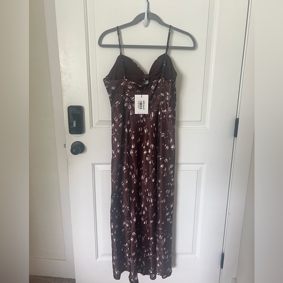 HELLO MOLLY Gimme Whiplash Midi Dress - Picture 4 of 10